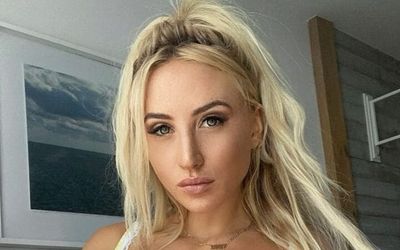 Meet Lauren Dascalo; Hottest Influencer Right Now Who is a Fitness Model